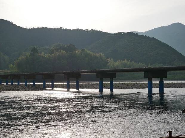 佐田沈下橋 四万十川最下流に位置する最長の沈下橋